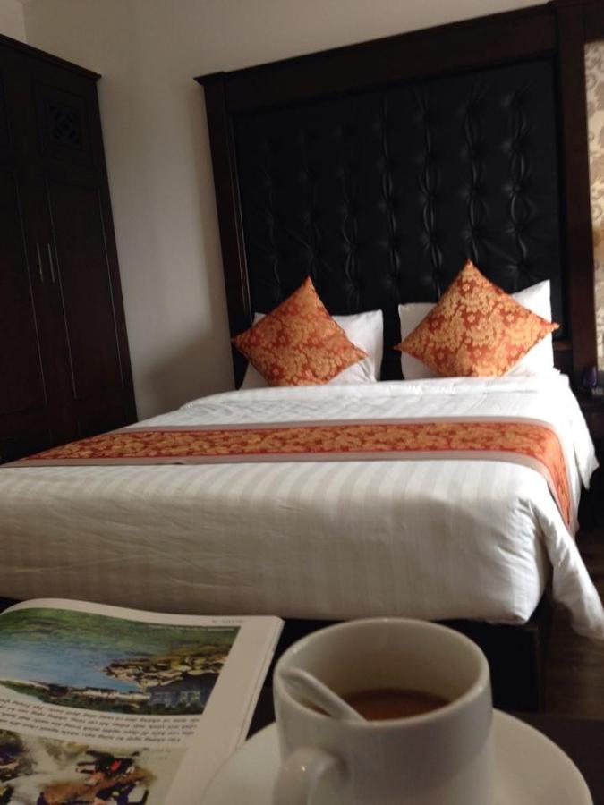 Ha Long Park Hotel Buitenkant foto