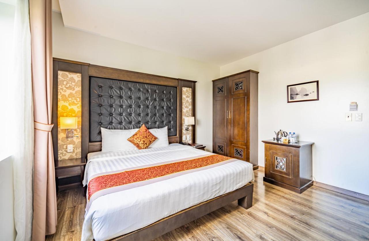 Ha Long Park Hotel Buitenkant foto