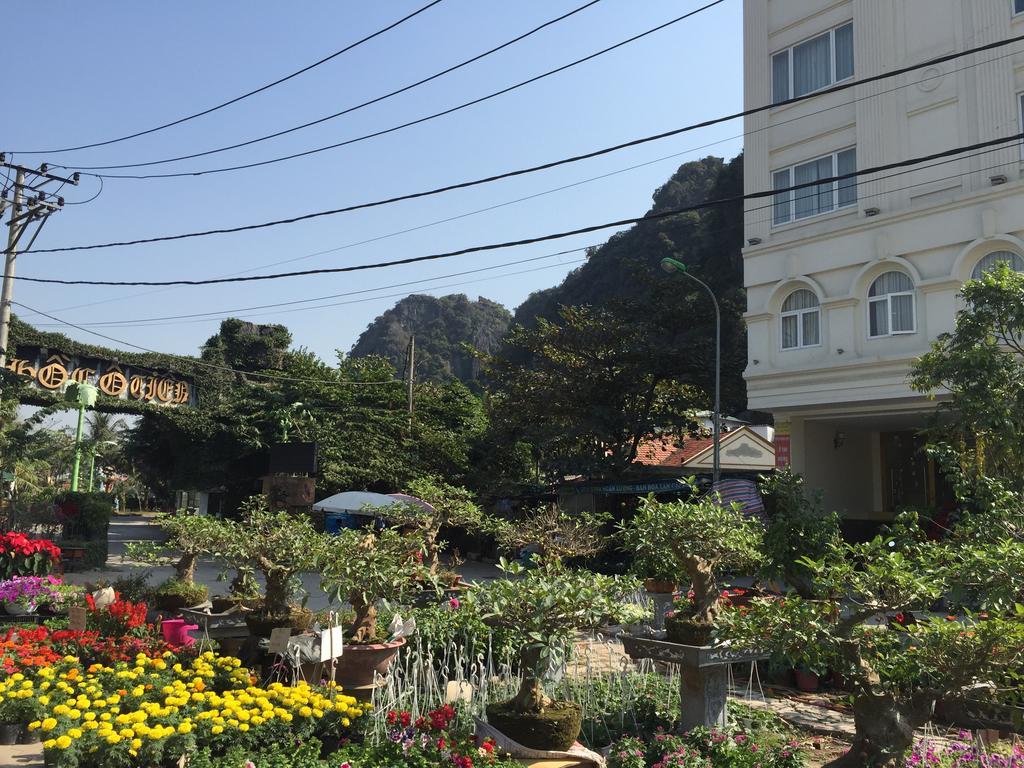 Ha Long Park Hotel Buitenkant foto