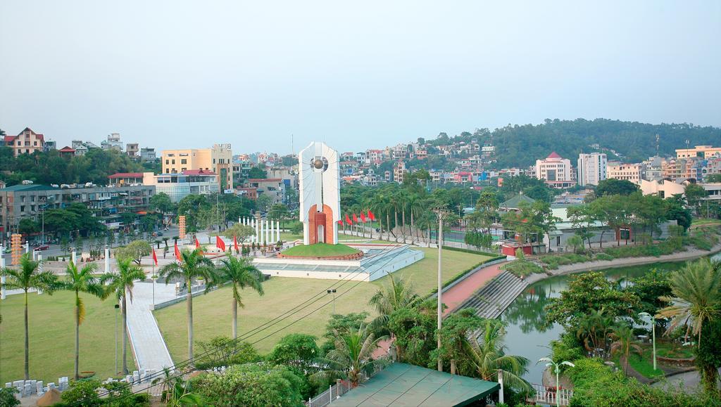 Ha Long Park Hotel Buitenkant foto