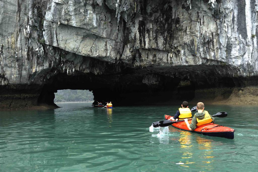 Ha Long Park Hotel Buitenkant foto