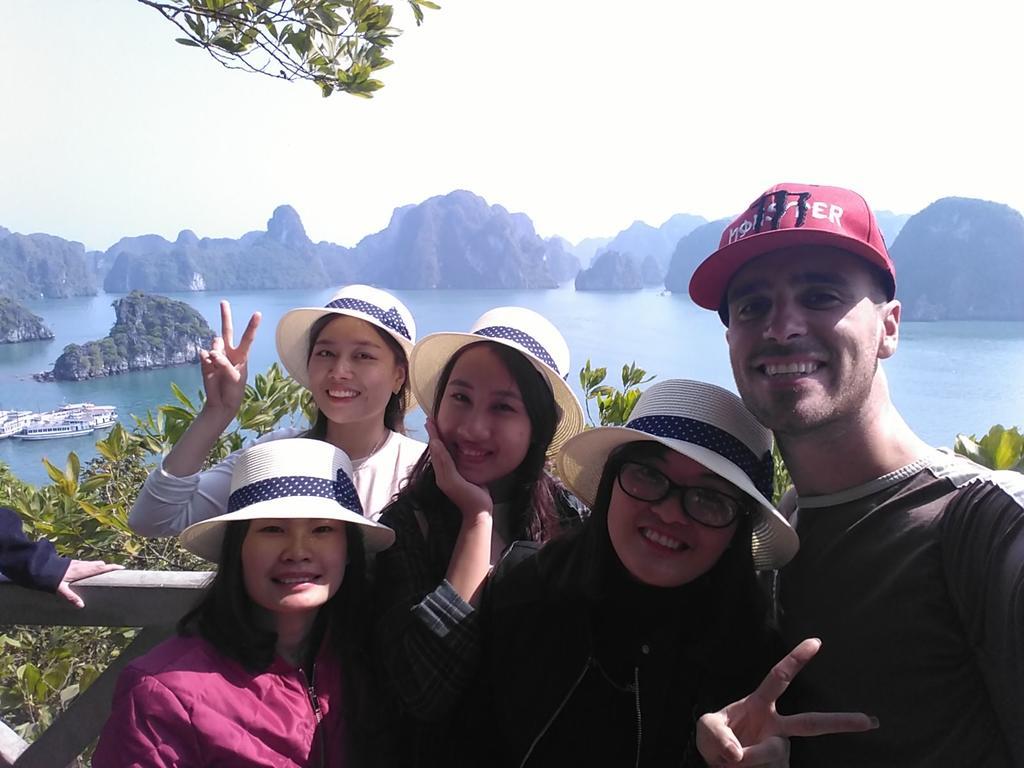 Ha Long Park Hotel Buitenkant foto